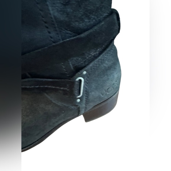 UGG "Darcie" Black Leather Knee High Riding Boots Size 9.5 - Picture 4 of 9